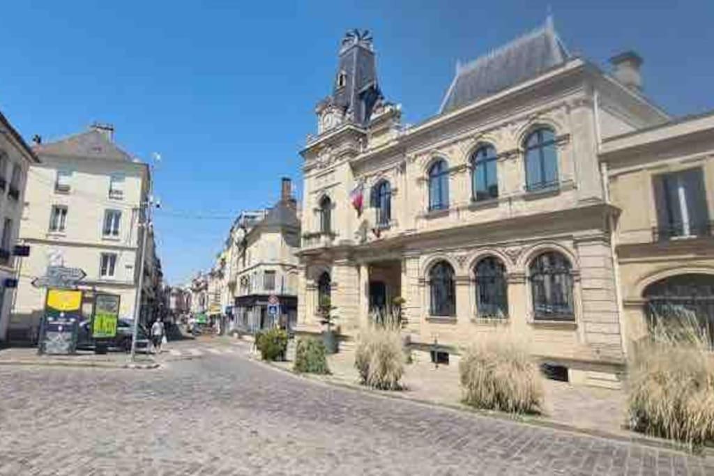 Le Petit Nid A 2 Min Gare / Centre Meulan Daire Dış mekan fotoğraf